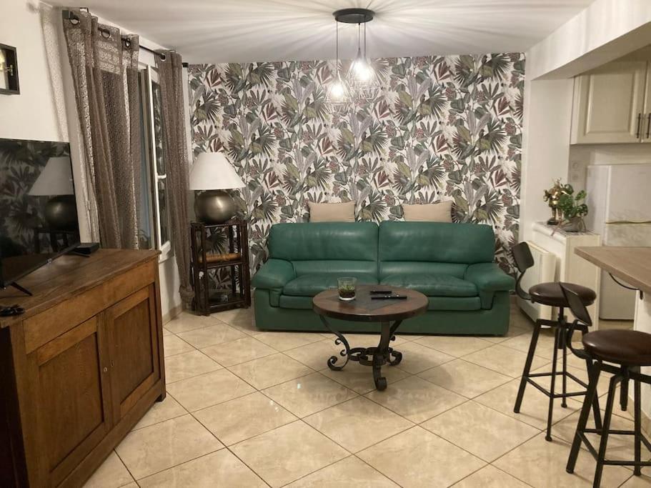Agreable Maison Avec Jolie Terrasse Exterieure Champigneulles Экстерьер фото